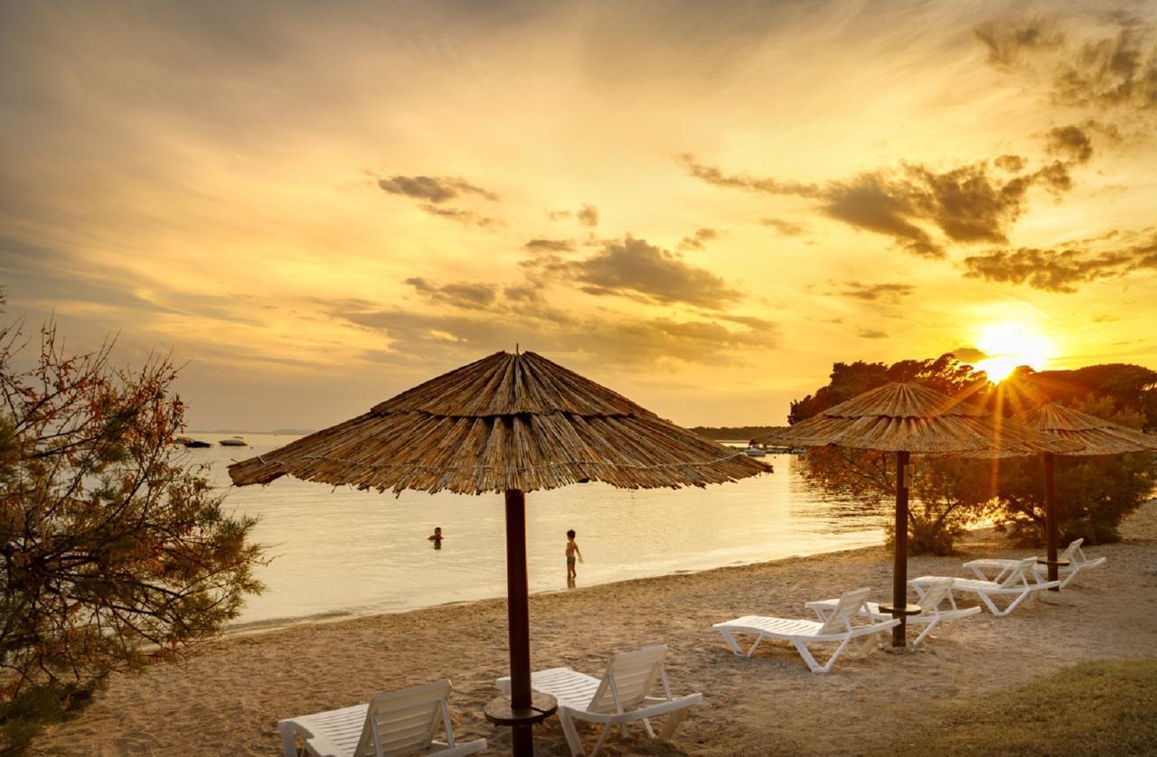Valamar Camping Padova Banjol Luaran gambar